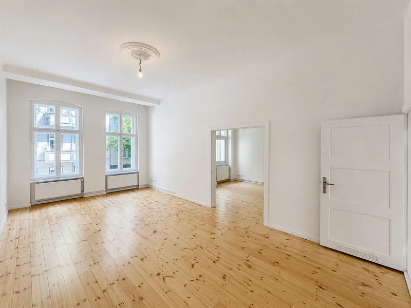 Erstbezug nach Sanierung: 3-Zimmer-Wohnung mit Balkon — photo 1
